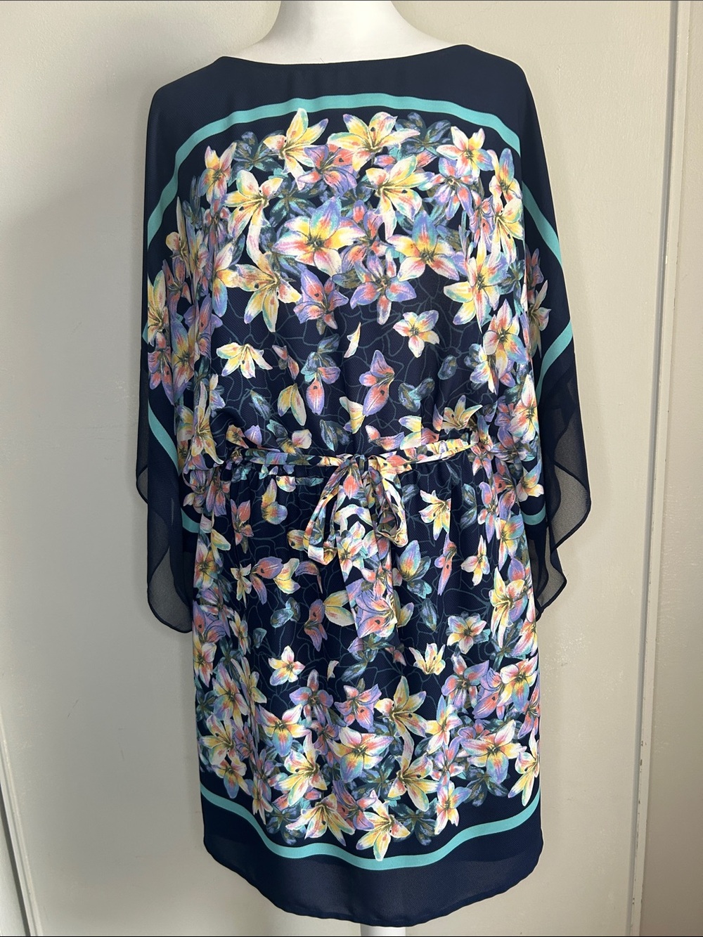 BCBGMaxAzria Lois Kimono Sleeve Floral Print Chiffon Mini Dress - Picture 2 of 10